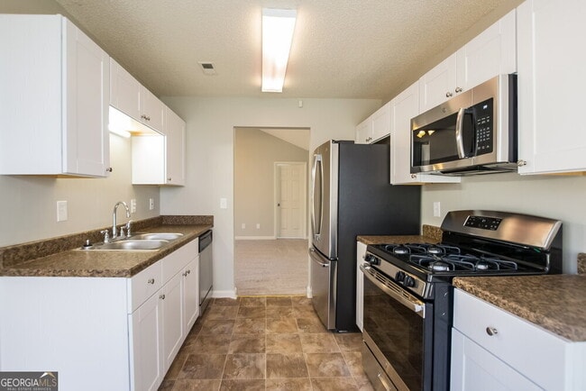 Building Photo - 2158 Denson Ln S W