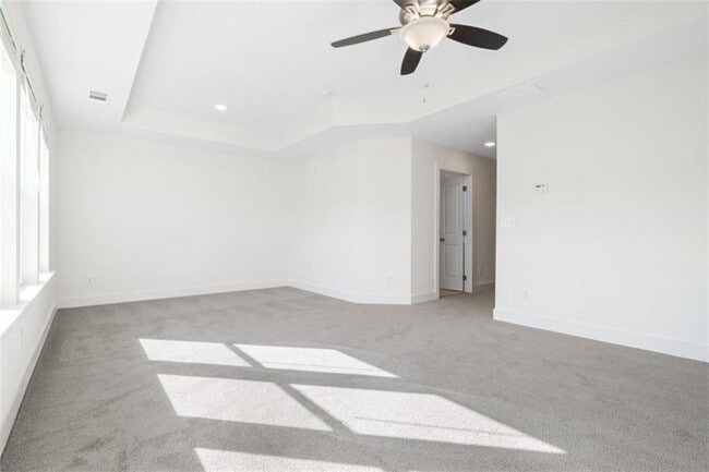 Building Photo - 28 Auburn Valley Wy