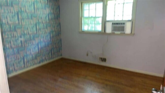 Building Photo - 416 Barbashela Dr