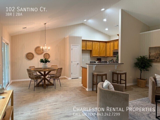 Building Photo - 102 Santino Ct