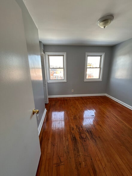 Building Photo - 6911 Gough St