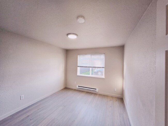 Building Photo - 808 - Sultan Horizons, LLC (TENANT FULFILL...