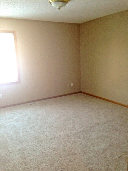 Building Photo - 14881 58th Street North