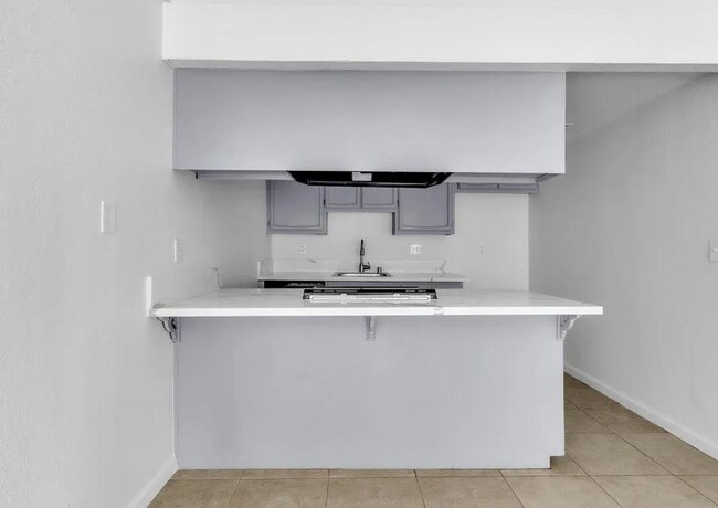 Building Photo - Beautiful 3/2 duplex in Citrus Heights!