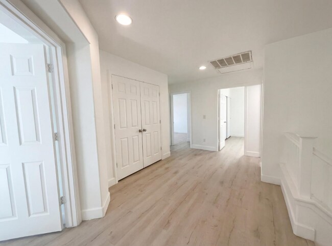 Building Photo - 2724 Bertolani Cir