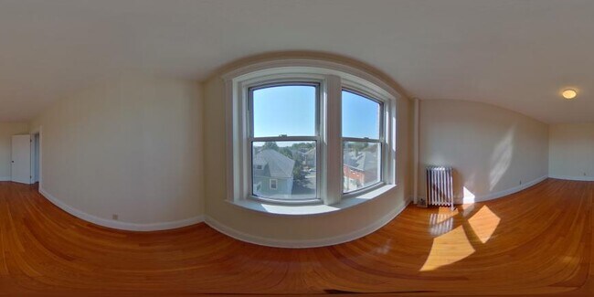 Building Photo - bedroom in Boston MA 02135