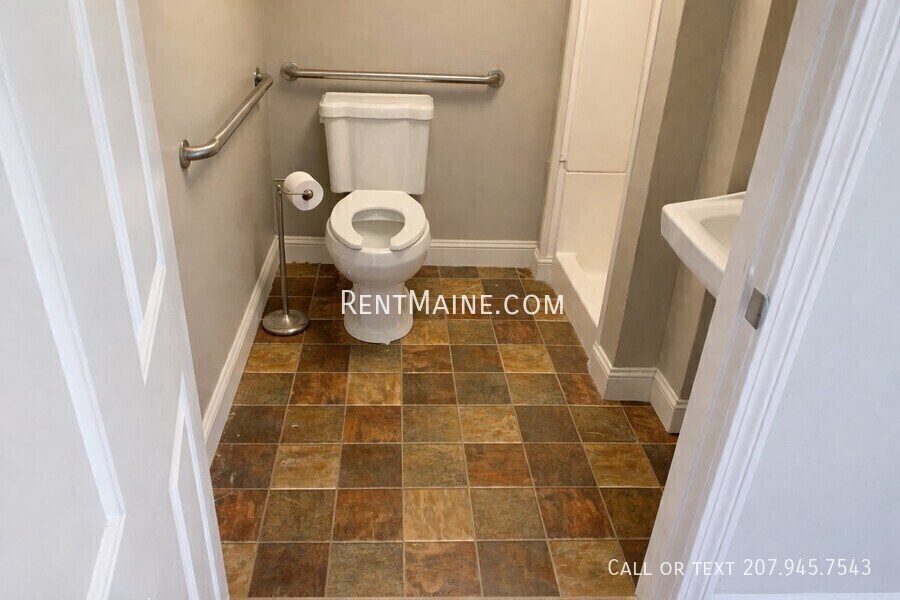 Building Photo - 109 State St