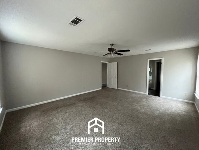 Building Photo - 8555 Buckhurst Rd