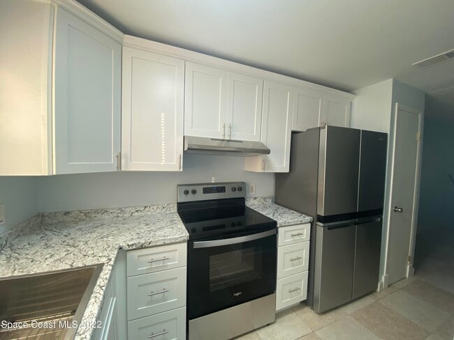 Building Photo - 1514 Clearlake Rd