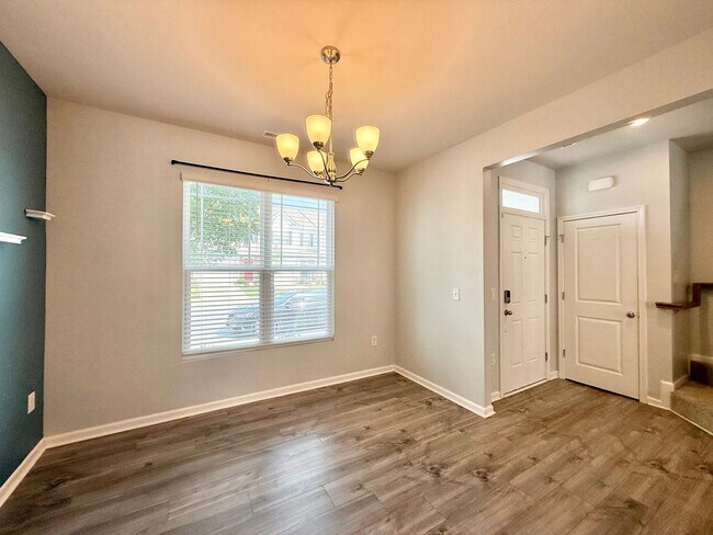 Building Photo - **OFFERING REFUNDABLE APPLICATION FEES & $100 MOVE IN PROMOTION** Modern 3BD, 2.5BA Clayton Townh...