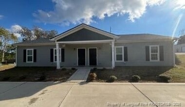 Building Photo - 312 E Jenkins St