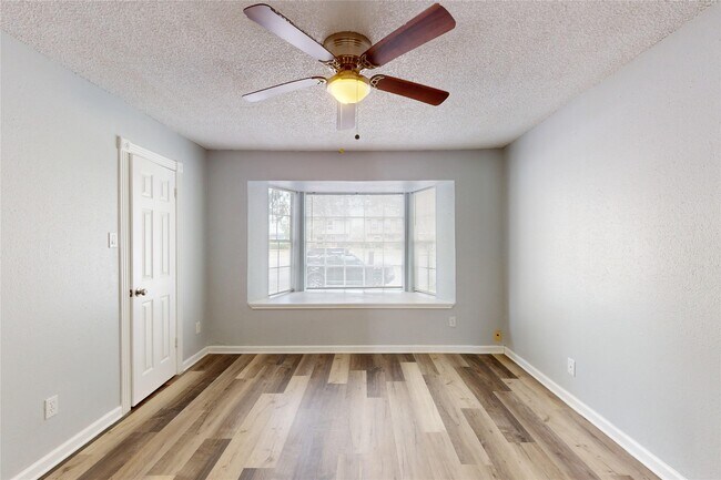 Building Photo - 14147 Misty Meadow Ln