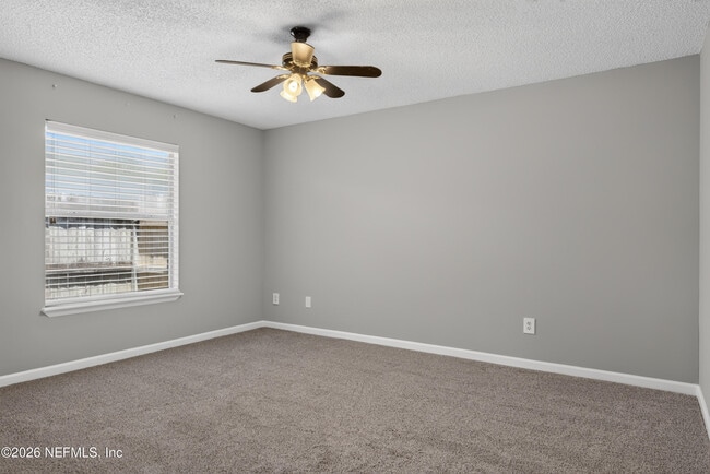 Building Photo - 1108 Hidden Cove Cir S