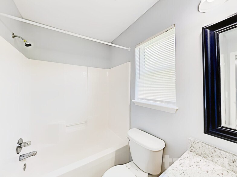 Building Photo - 6830 Shoreline Ln