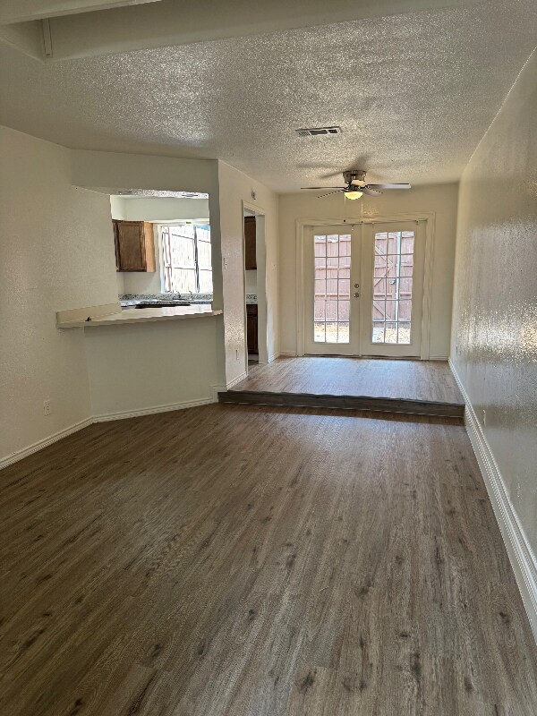 Building Photo - 6019 Ridgecrest Rd