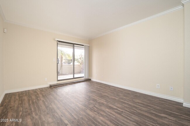Building Photo - 3405 W Danbury Dr