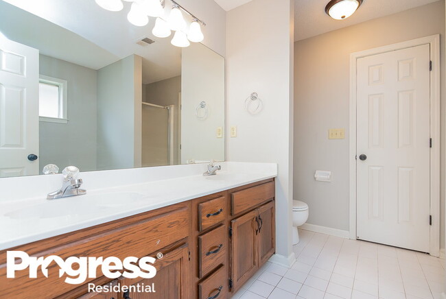 Building Photo - 3462 Clepsyda Dr