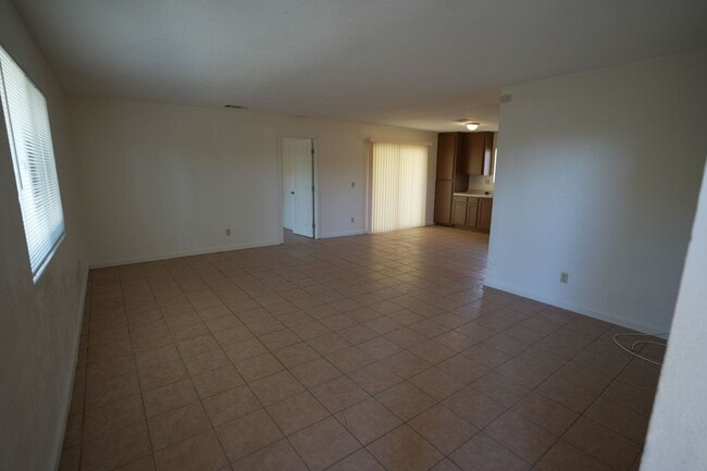 Building Photo - 21355 Bear Valley Rd