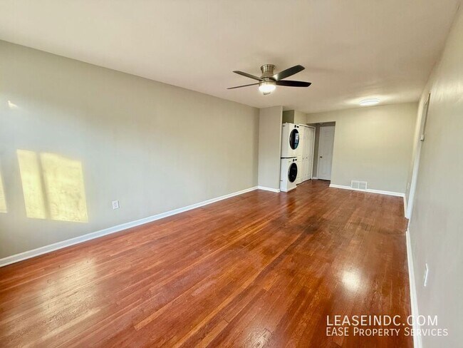 Building Photo - 4407 2nd St NE