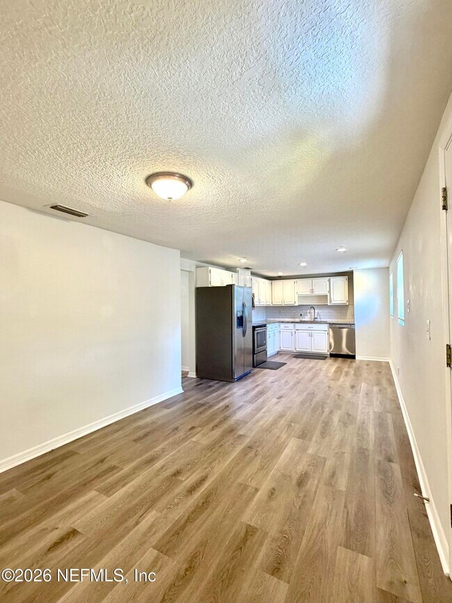 Building Photo - 8264 Devoe St