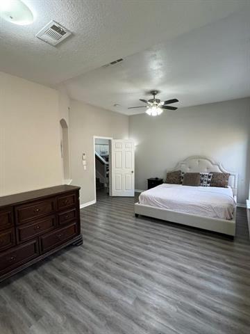 Building Photo - 8013 Still Springs Dr