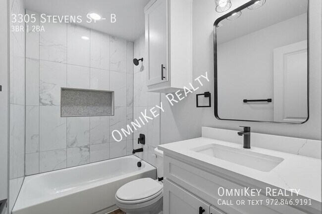 Building Photo - 3305 Stevens St