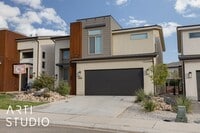 Building Photo - Amazing 4 bed | 2 1/2 bath | 2 car garage ...