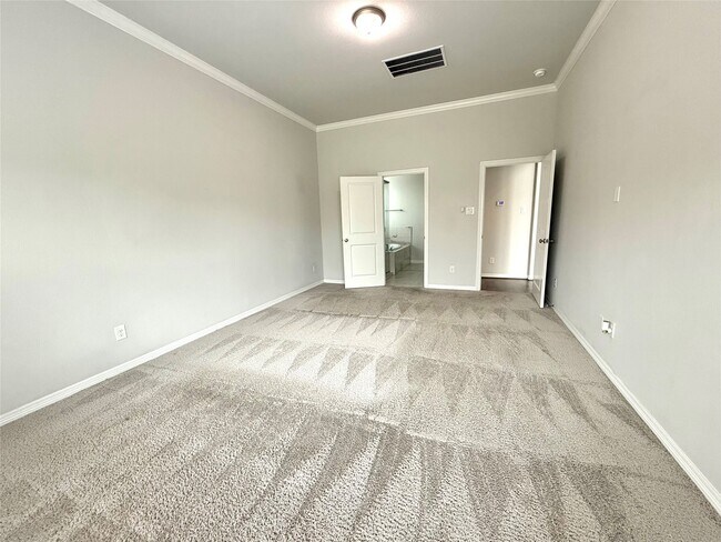 Building Photo - 3630 Windward Canyon Dr