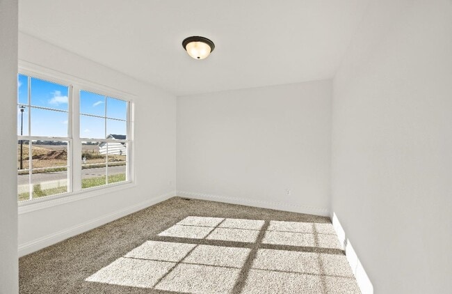 Building Photo - 608 Victoria Wy