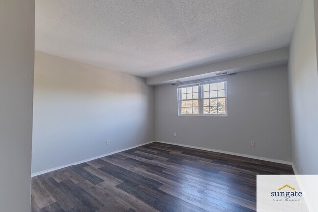Building Photo - 11912 Tarragon Rd