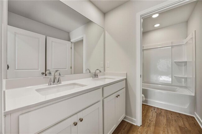 Building Photo - 786 Ruddy Dr