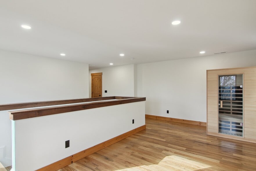 Building Photo - 81 Camsyn Dr