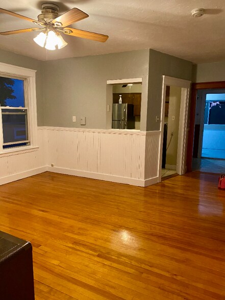 Building Photo - 52 Pilgrim Ave