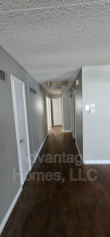 Building Photo - 7519 NW 84th Terrace