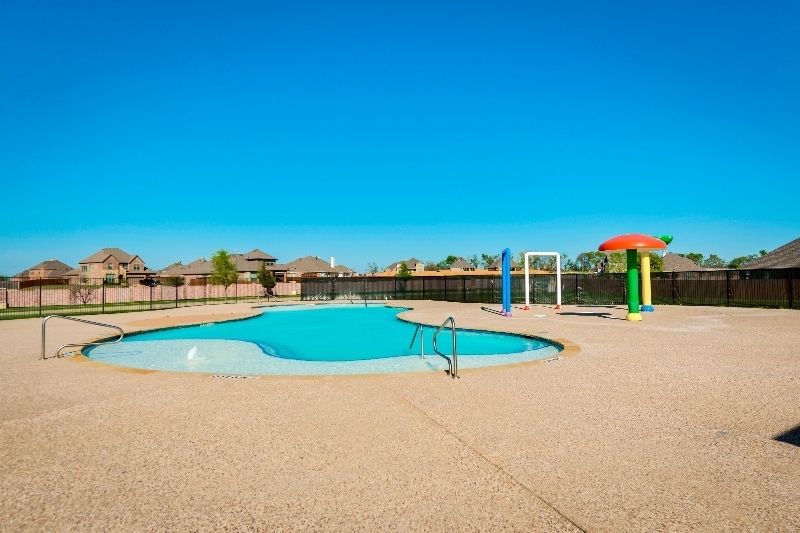 Building Photo - 110 Stallion St