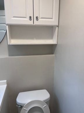 Building Photo - 8611 Flower Ave - Unit 1  - Sunny 2 Bed in Tacoma Park!  Pet’s Allowed! Parking!