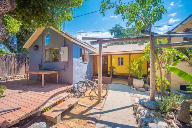 Building Photo - Bring Your Crew. Take the Whole Compound