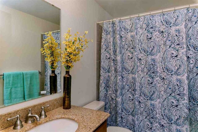 Building Photo - 3177 E Stone Point Dr