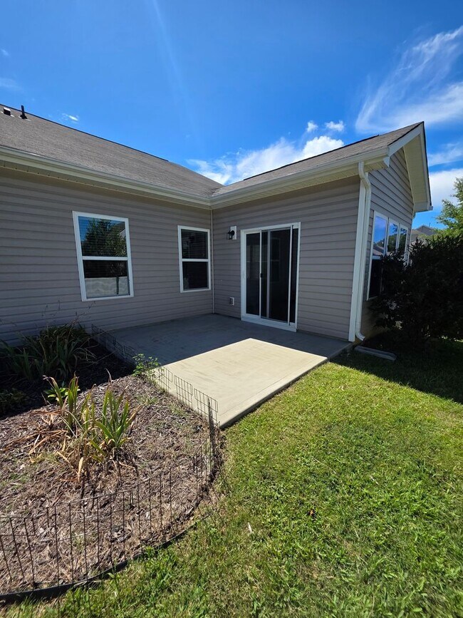 Building Photo - Coming Soon! 3 Bedroom Single Family Home