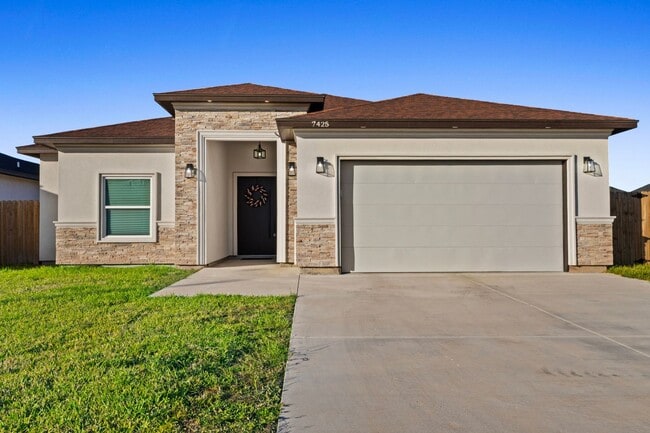 Primary Photo - 7425 Lake Havasu