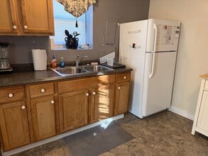 Building Photo - 602 N 6th St