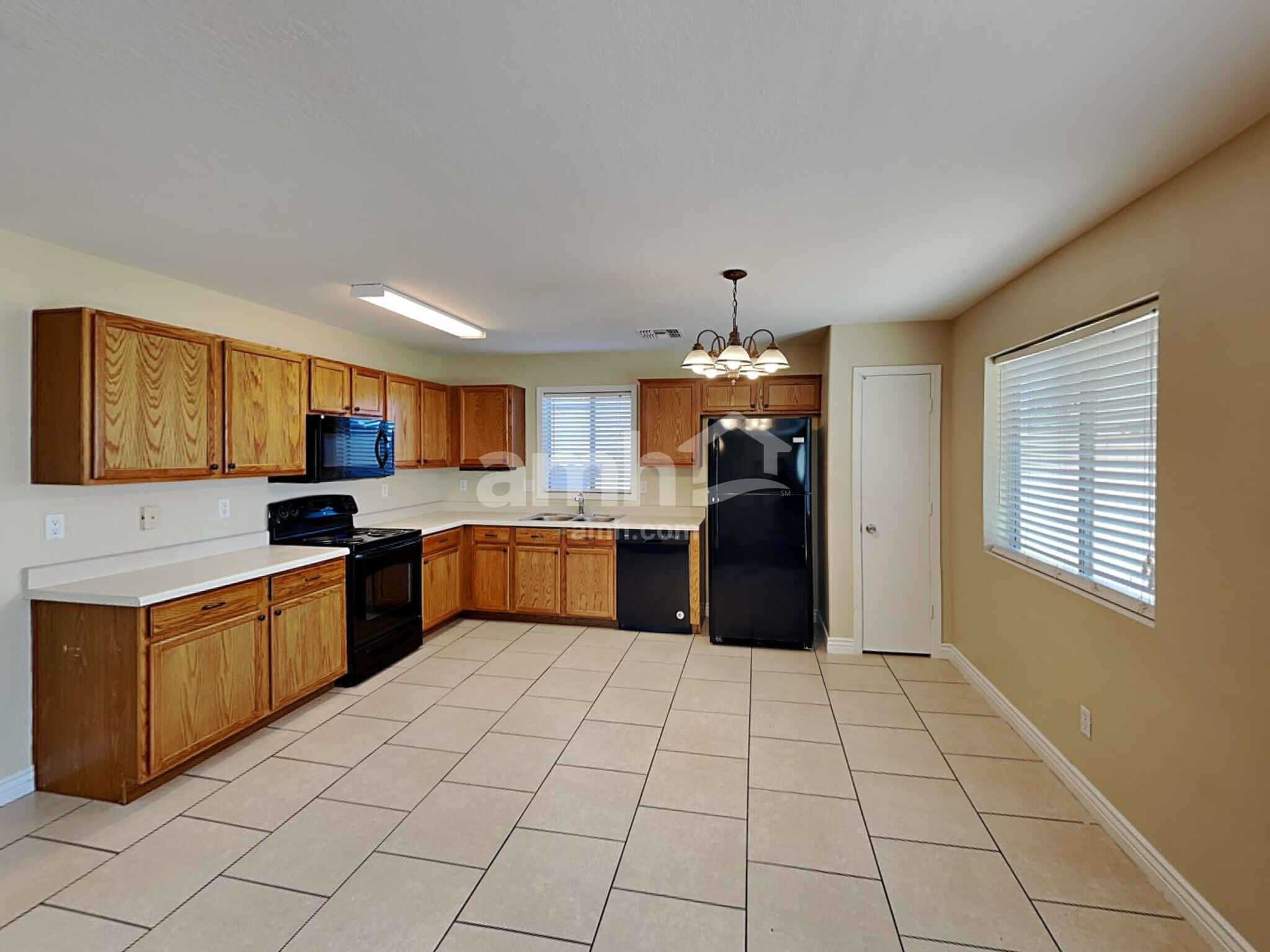Building Photo - 10045 E Calypso Cir