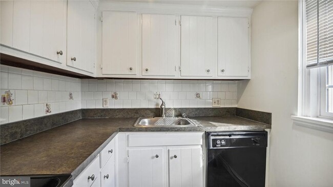 Building Photo - 3529 S Utah St