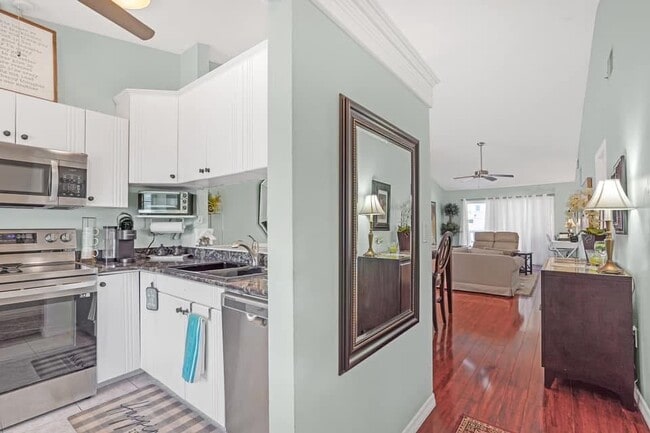 Building Photo - 217 Nautilus Way