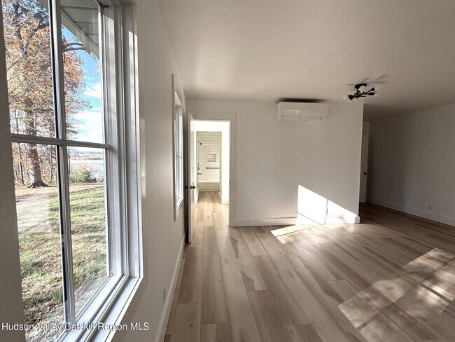 Building Photo - 5265 NY-9G