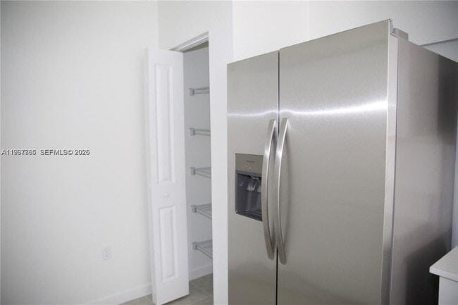 Building Photo - 5001 Peacock Wy