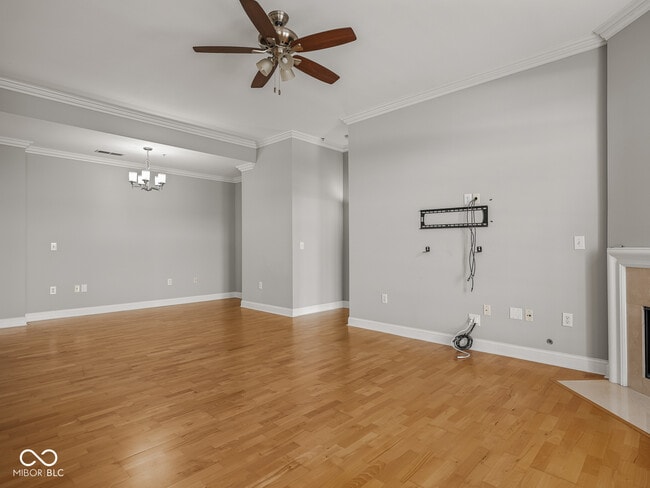 Building Photo - 450 E Ohio St