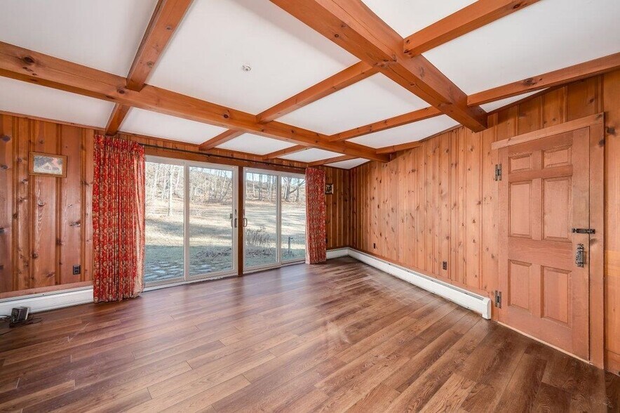 Building Photo - 45 Weare