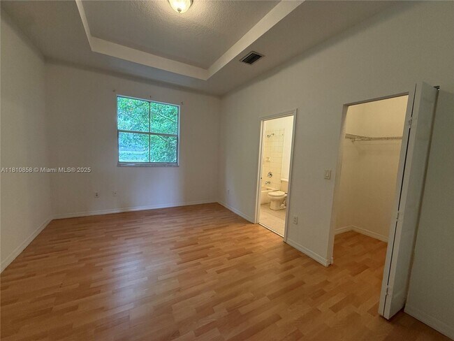 Building Photo - 14025 SW 49th St