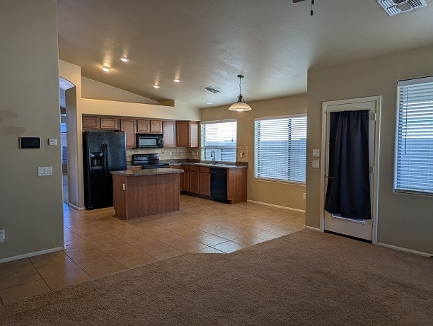 Building Photo - 41874 Colby Dr